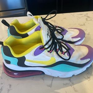 Nike Airmax 270 react women’s 7.5 youth 6 EU 39.5 WORN TWICE! Like new!
